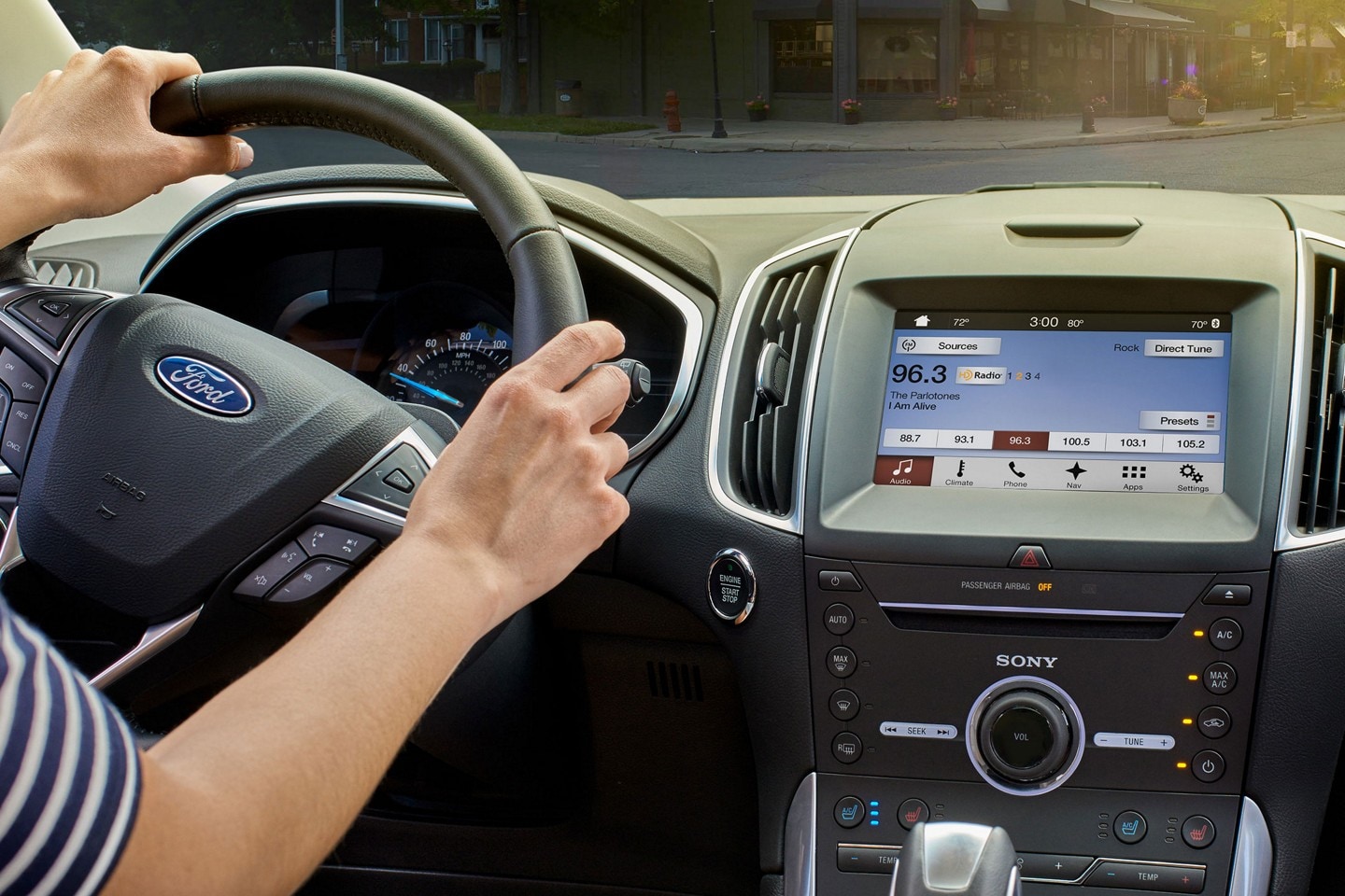 Photo of a center display screen in a vehicle