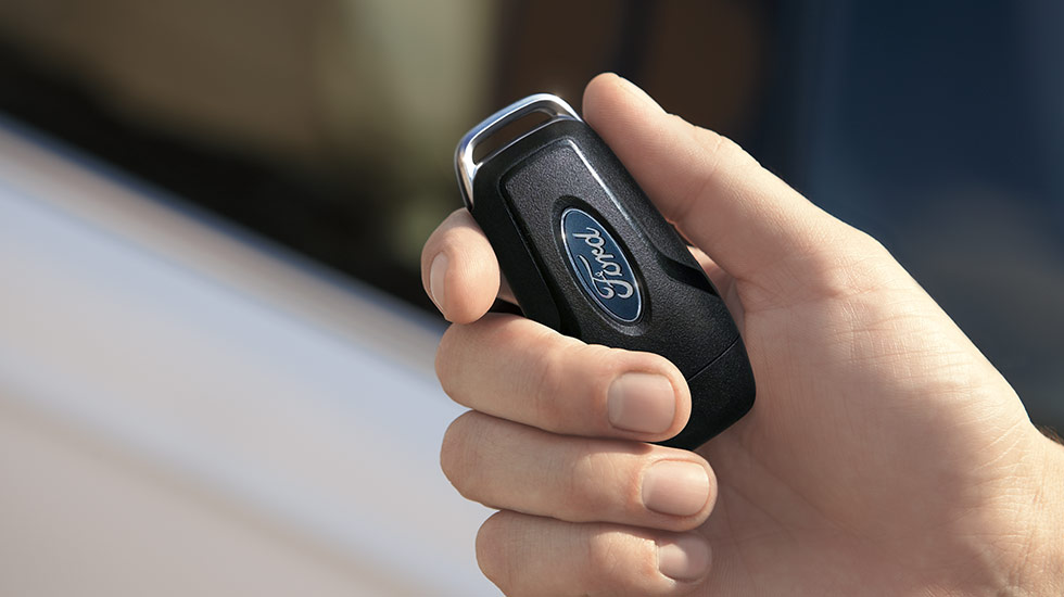 Electronic key fob for a Ford vehicle